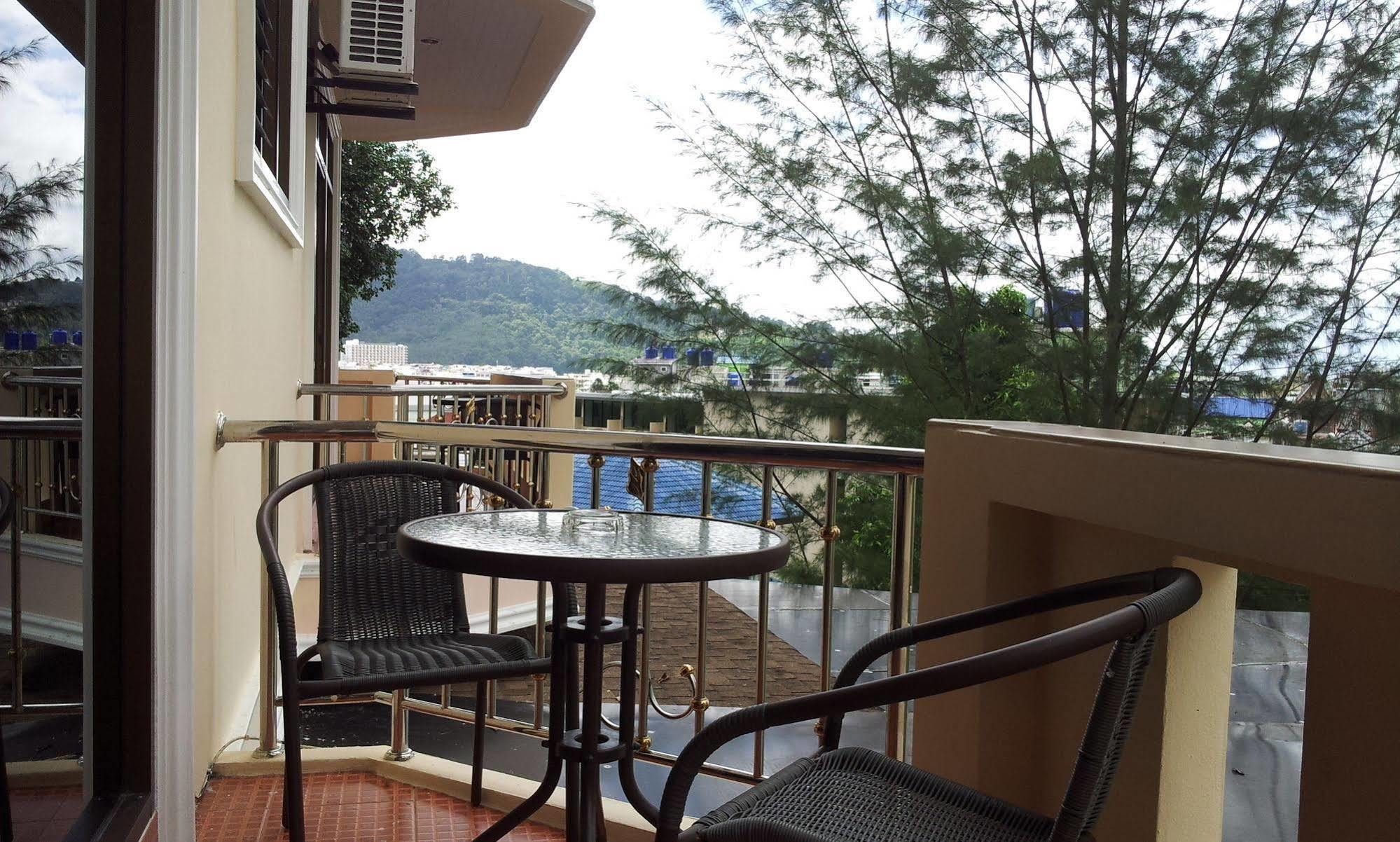 Feng Shui House Hotel Patong Exterior foto